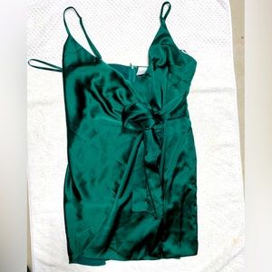 NWT Selfie Leslie Emerald Green Satin Dress